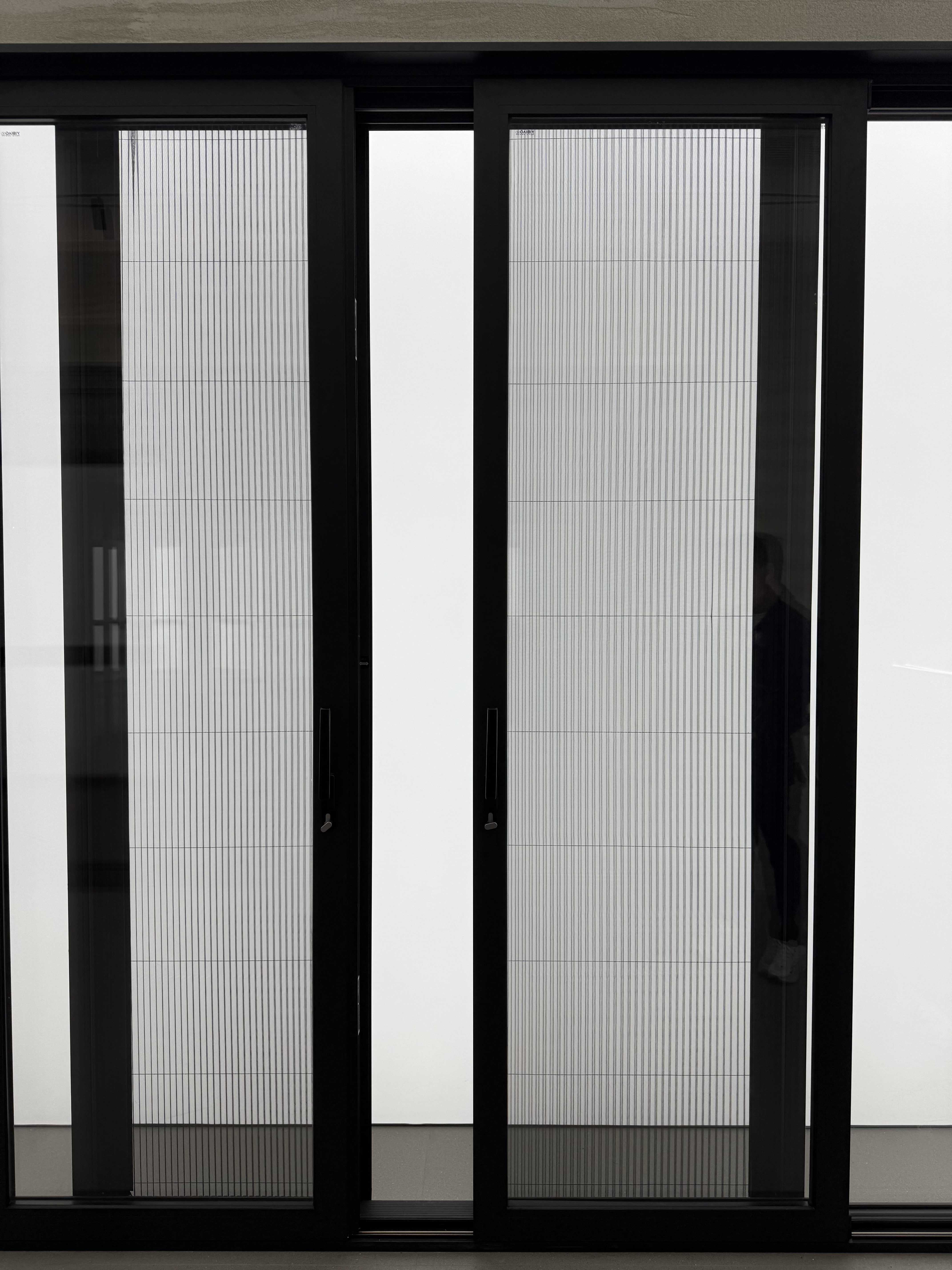  Easy-to-Install Mosquito Net for Metal Doors And Windows Suitable for Residential Use