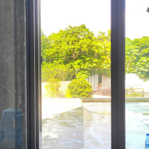 K1 Roller Screen Window