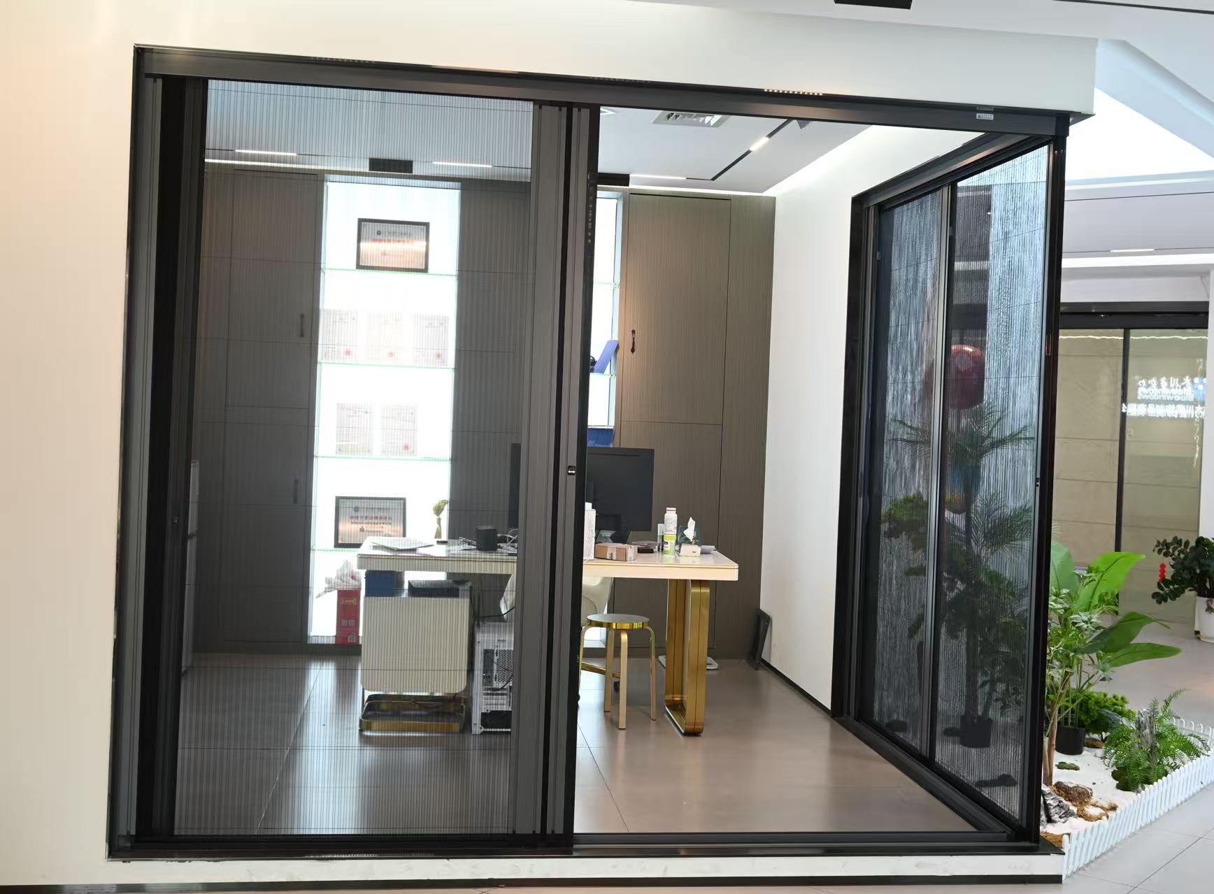 Heavy-Duty Mosquito-Proof Magnetic Screen Door with Fine Mesh Design