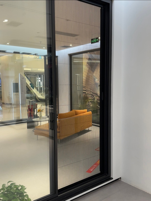 Innovative Metal Door with Integrated Insect Protection And Sunshade Features